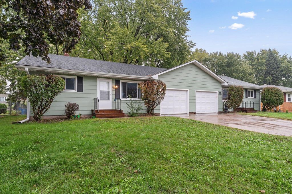 441 Skillman Avenue E, Maplewood, MN 55117 — photo 4
