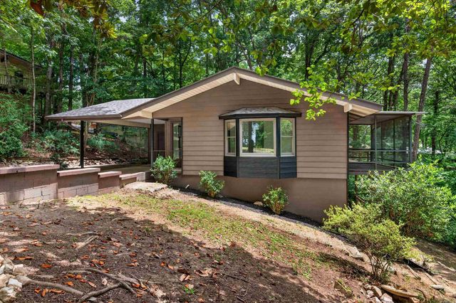 9 Gava Lane, Hot Springs Village, AR 71909