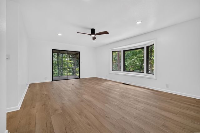 9 Gava Lane, Hot Springs Village, AR 71909