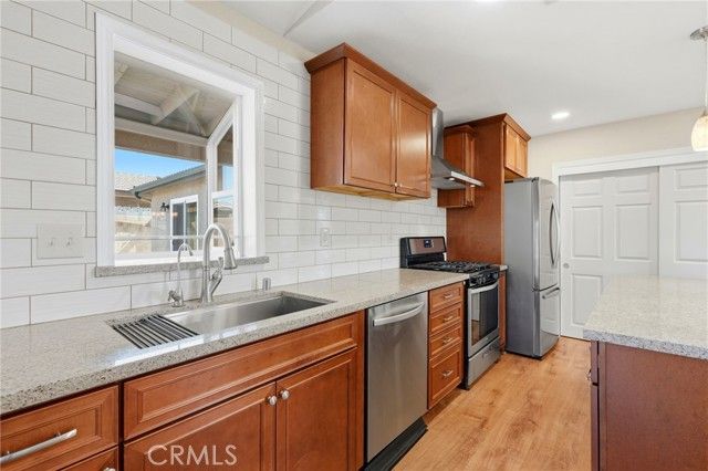 702 Montecito Court, Lemoore, CA 93245