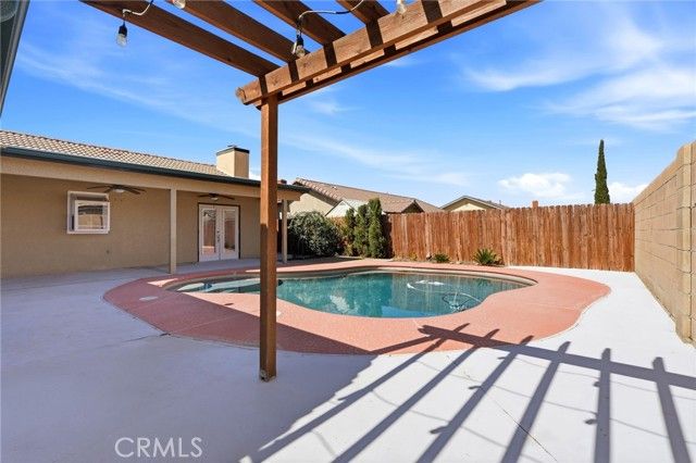 702 Montecito Court, Lemoore, CA 93245