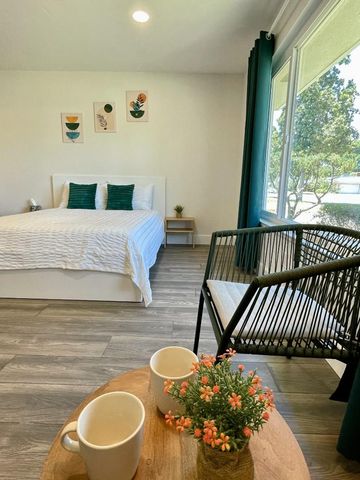 725 W Rialto Avenue, Fresno, CA 93705