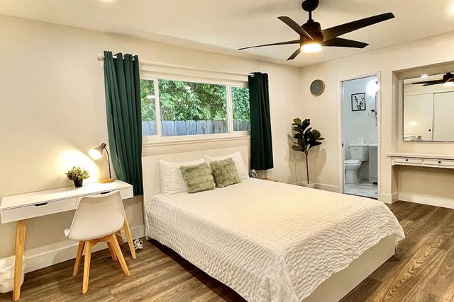 725 W Rialto Avenue, Fresno, CA 93705