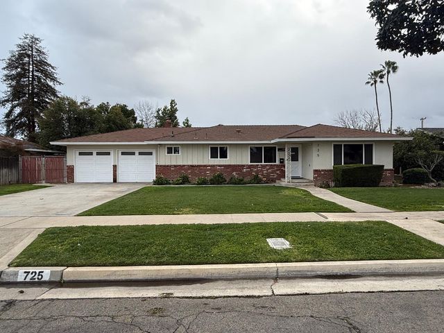 725 W Rialto Avenue, Fresno, CA 93705