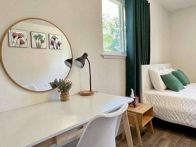 725 W Rialto Avenue, Fresno, CA 93705