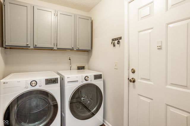 10236 Chamomile Court, Noblesville, IN 46060