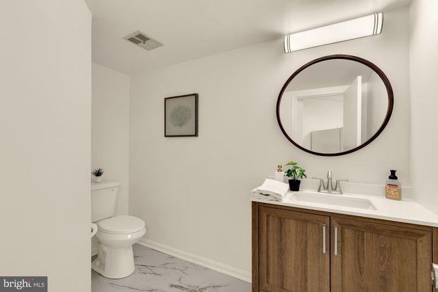 10224 FAIRE COMMONS CT, Burke, VA 22015