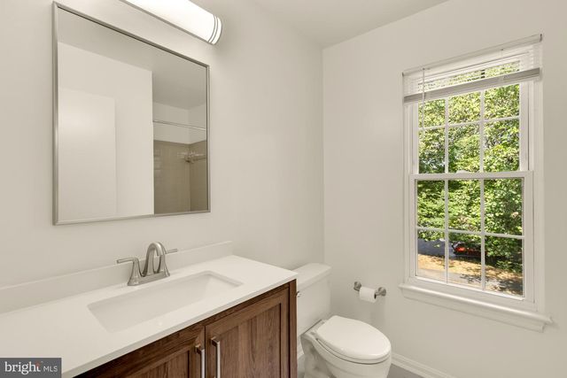 10224 FAIRE COMMONS CT, Burke, VA 22015