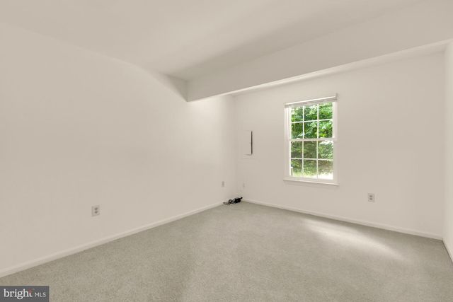 10224 FAIRE COMMONS CT, Burke, VA 22015