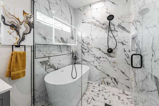 3530 W Van Buren Street, Chicago, IL 60624