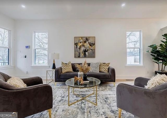 727 Cascade Avenue SW, Atlanta, GA 30310