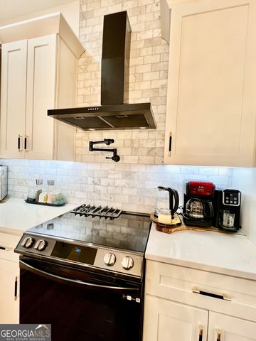 727 Cascade Avenue SW, Atlanta, GA 30310