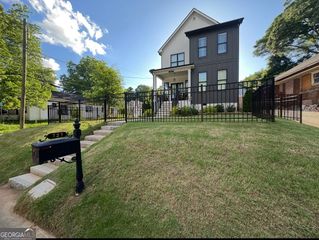 727 Cascade Avenue SW, Atlanta, GA 30310