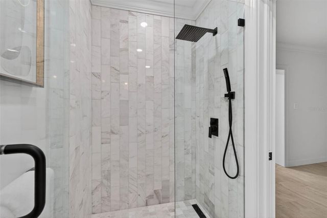 1222 BRIGHTWATERS BOULEVARD NE, St Petersburg, FL 33704