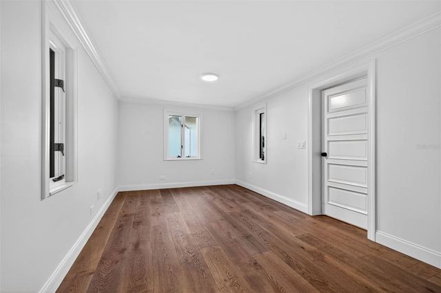 1222 BRIGHTWATERS BOULEVARD NE, St Petersburg, FL 33704