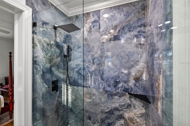 1222 BRIGHTWATERS BOULEVARD NE, St Petersburg, FL 33704