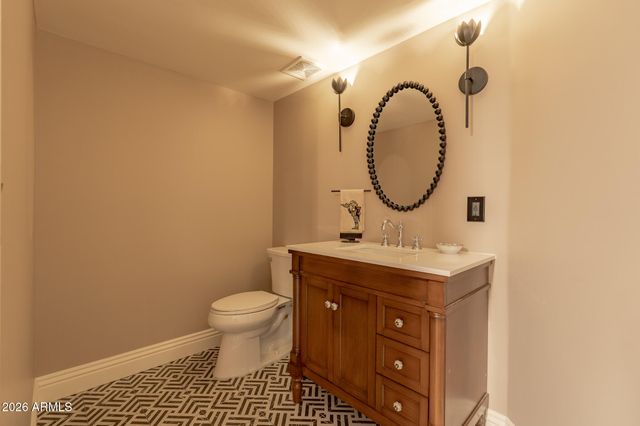 8219 S PECAN GROVE Circle S, Tempe, AZ 85284