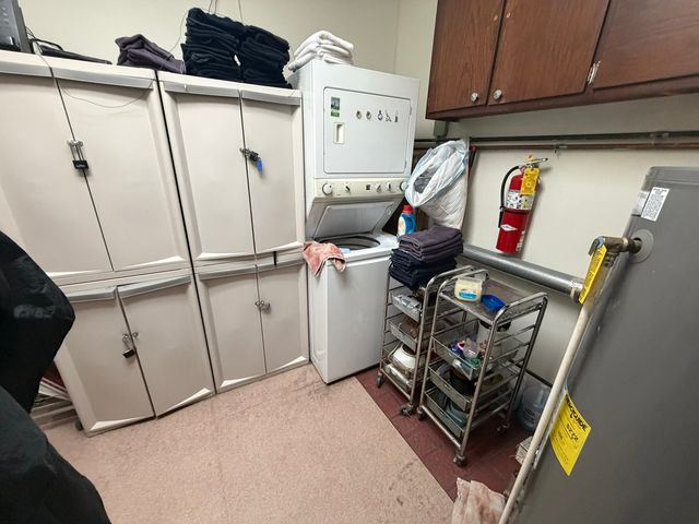 554 S York Street, Elmhurst, IL 60126