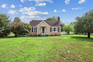17 Burke Road, Vernon, CT 06066
