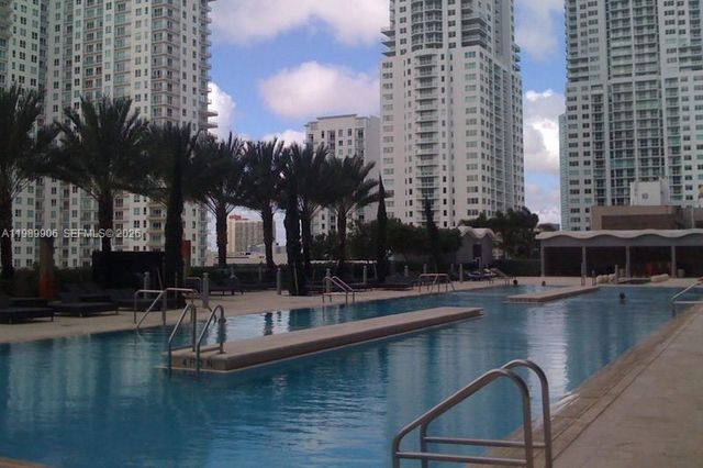 50 Biscayne Blvd 507, Miami, FL 33132