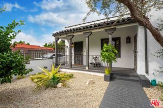 535 N Poinsettia Place, Los Angeles, CA 90036