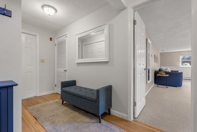 6 Hampton Court, Lynnfield, MA 01940