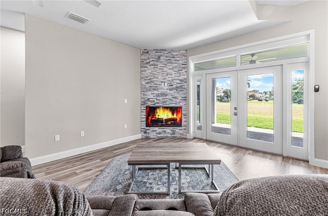 2016 Oxford Ridge CIR, Lehigh Acres, FL 33973