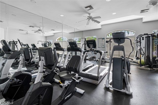 2016 Oxford Ridge CIR, Lehigh Acres, FL 33973