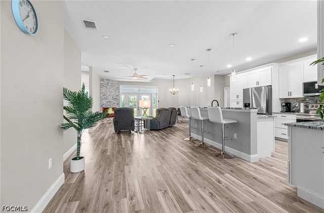 2016 Oxford Ridge CIR, Lehigh Acres, FL 33973