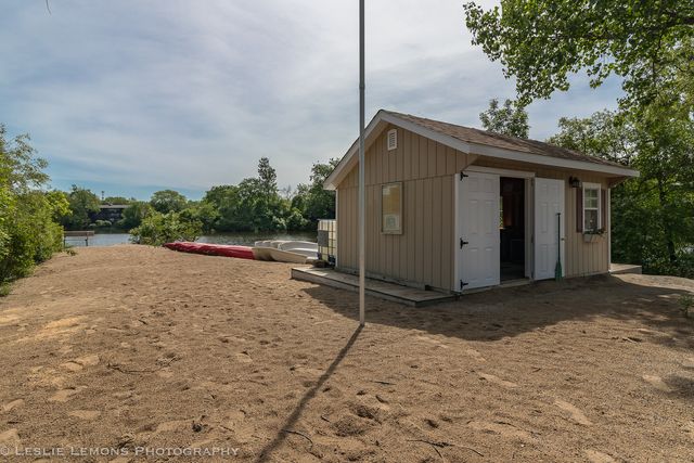6004 E Lake Drive 1F, Lisle, IL 60532