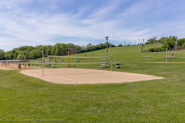 6004 E Lake Drive 1F, Lisle, IL 60532