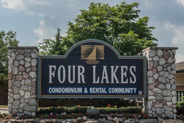 6004 E Lake Drive 1F, Lisle, IL 60532
