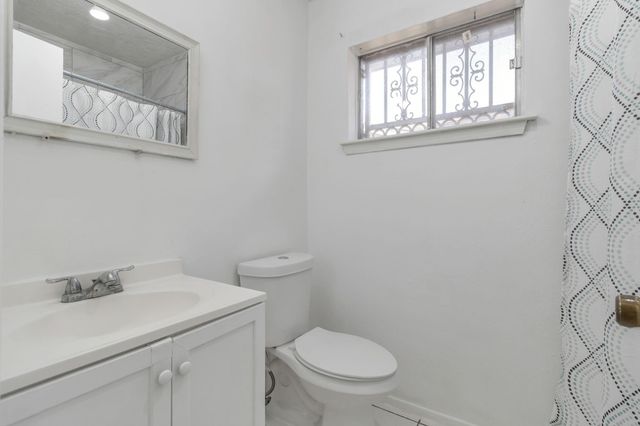 2026 Cool River, Houston, TX 77067