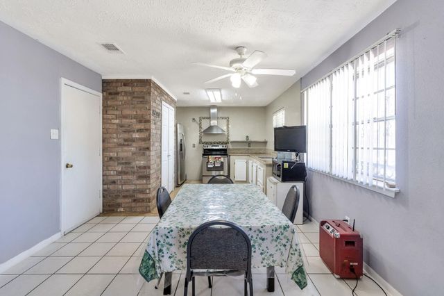 2026 Cool River, Houston, TX 77067