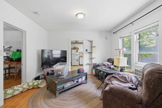 2069 Winnebago Street, Madison, WI 53704
