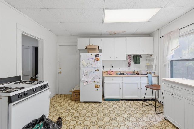 2069 Winnebago Street, Madison, WI 53704