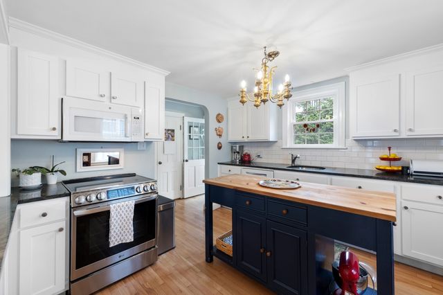 15 Eustis Street, Arlington, MA 02476