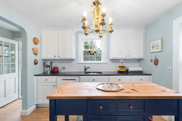 15 Eustis Street, Arlington, MA 02476