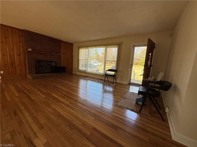 100 Kirk Road, Greensboro, NC 27455