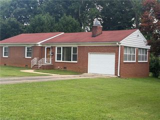 100 Kirk Road, Greensboro, NC 27455