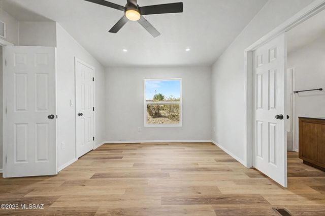 13325 S Hound Dog Road, Vail, AZ 85641
