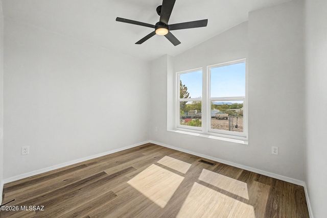 13325 S Hound Dog Road, Vail, AZ 85641