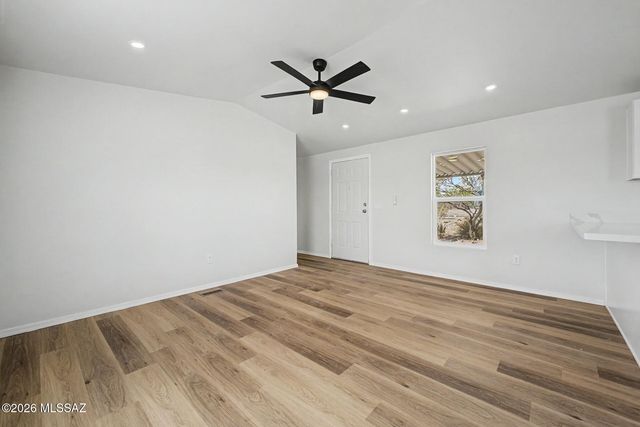 13325 S Hound Dog Road, Vail, AZ 85641