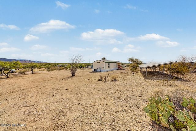 13325 S Hound Dog Road, Vail, AZ 85641