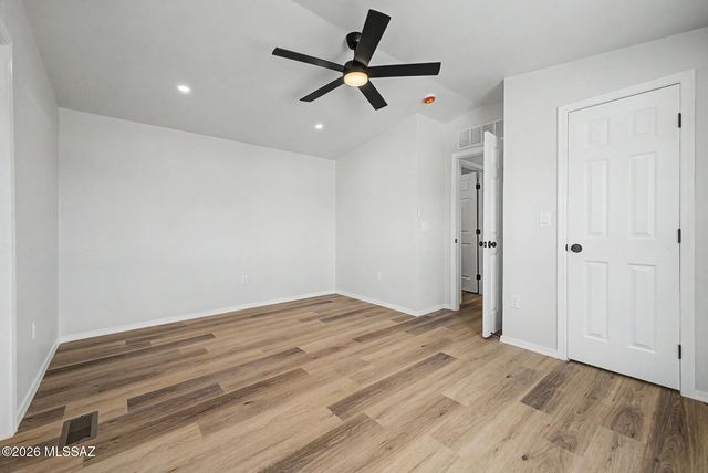 13325 S Hound Dog Road, Vail, AZ 85641