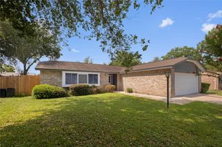 1911 Delphi Lane, Houston, TX 77067