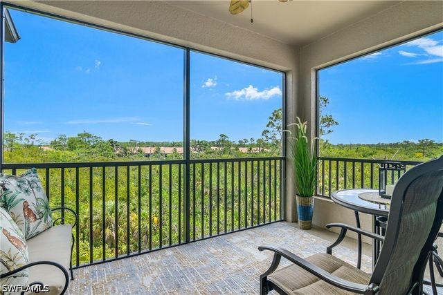 9834 Giaveno CIR 1746, Naples, FL 34113