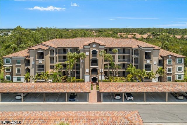 9834 Giaveno CIR 1746, Naples, FL 34113