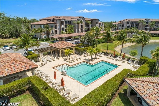 9834 Giaveno CIR 1746, Naples, FL 34113