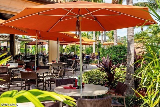 9834 Giaveno CIR 1746, Naples, FL 34113